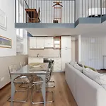 Guesthost - M5 Istria & Marche Roomy Lofted Appartement *